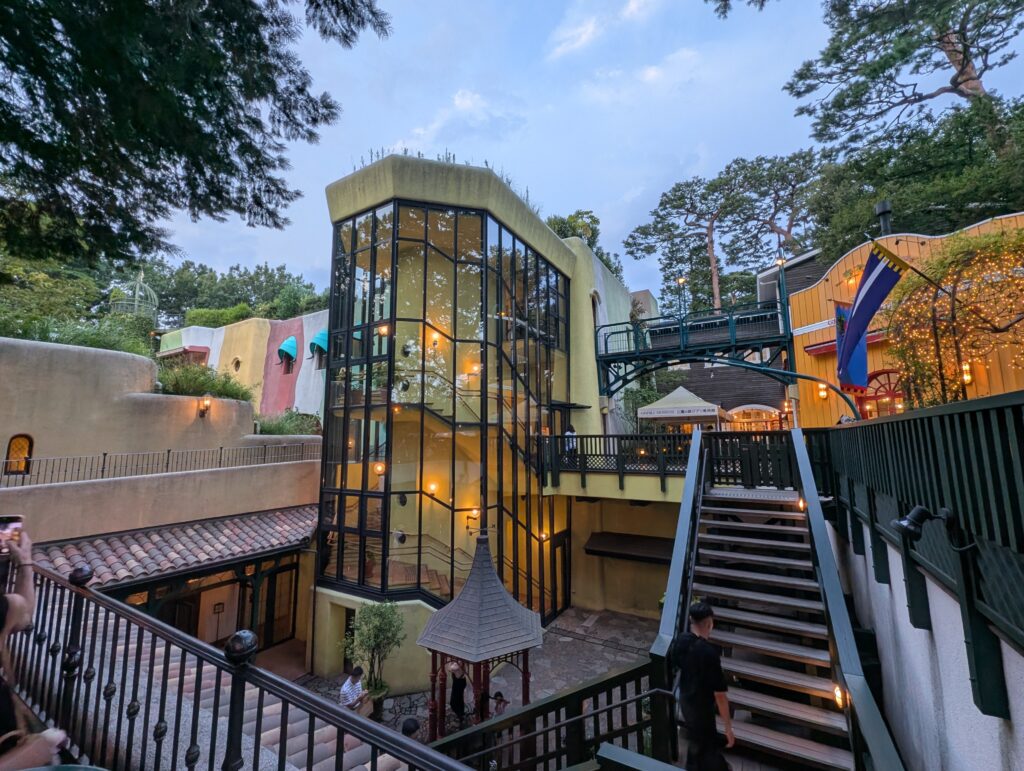 Extérieur ghibli museum japan